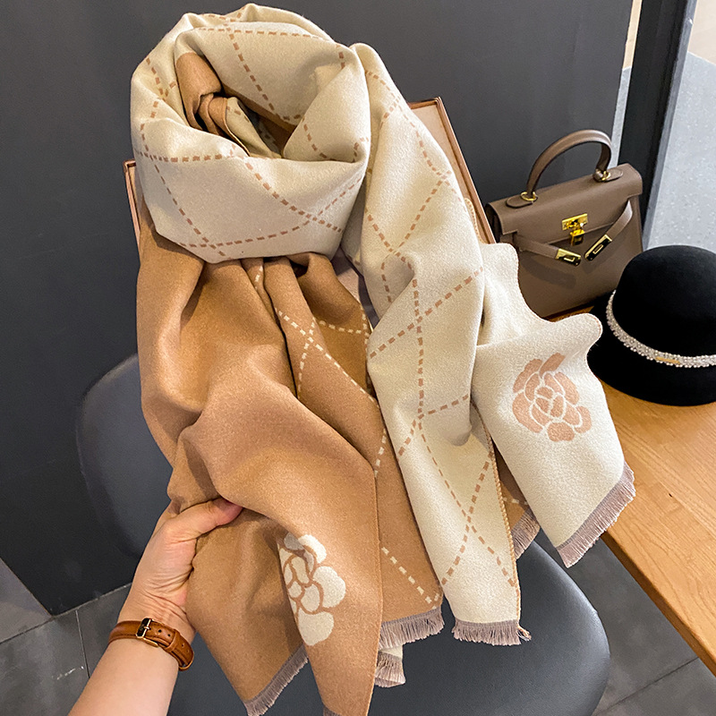 Sciarpa Invernale da Donna, St - Woven Scarf Blanket recensione e prezzo