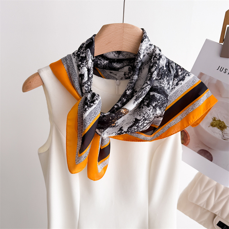 Sciarpe stampate nella giungla - Face Scarf Mask recensione e prezzo