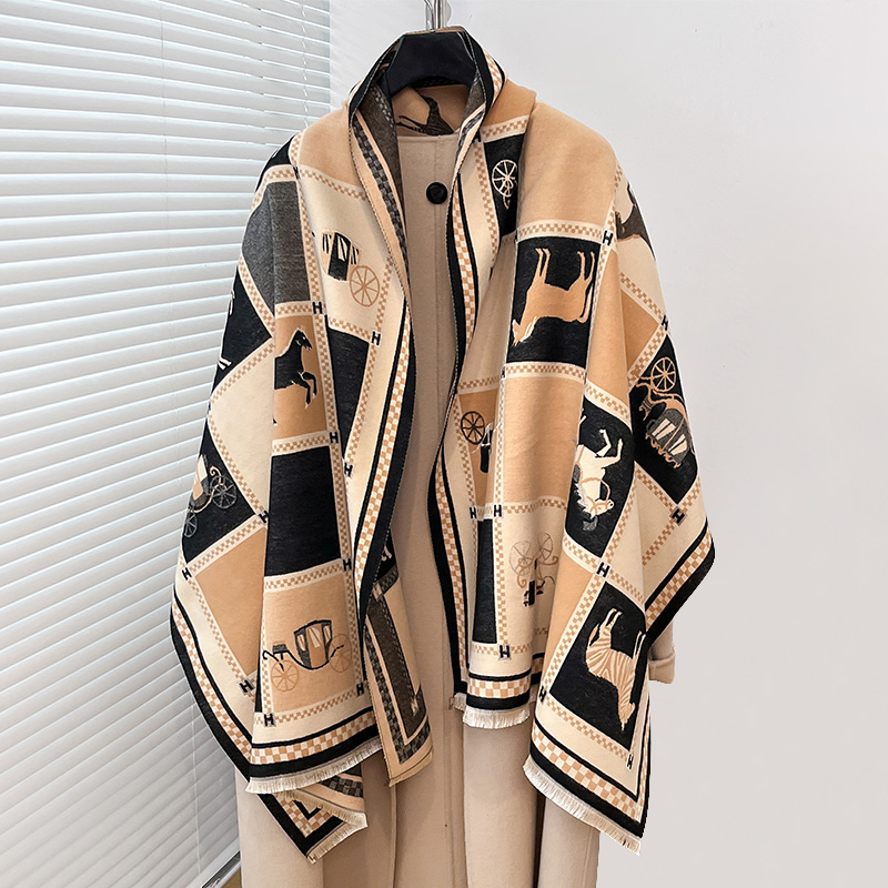 Lussuoso Poncho Caldo in Cashm - Woven Scarf Blanket recensione e prezzo